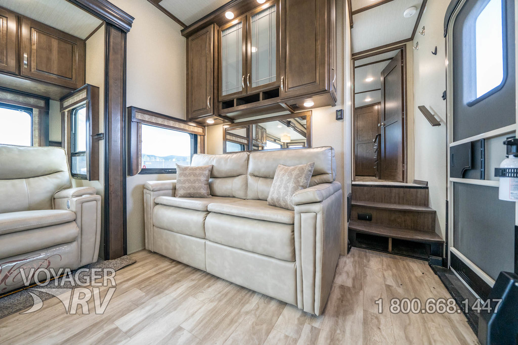 For Sale: Used 2019 Grand Design Solitude 344GK 5th Wheels | Voyager RV ...