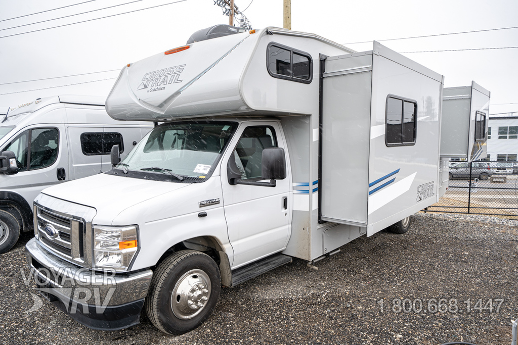 For Sale: Used 2022 Coachmen Cross Trail 26XG Class C | Voyager RV Centre