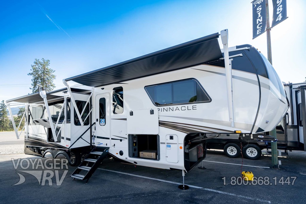 For Sale: New 2024 Jayco Pinnacle 32RLTS 5th Wheels Voyager RV Centre